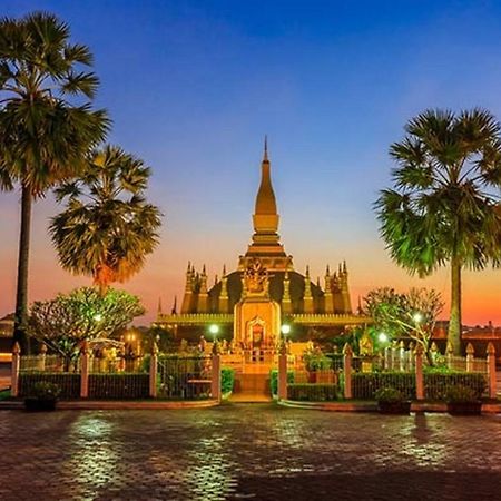 Green Land Hotel Ban Nongdouang Buitenkant foto