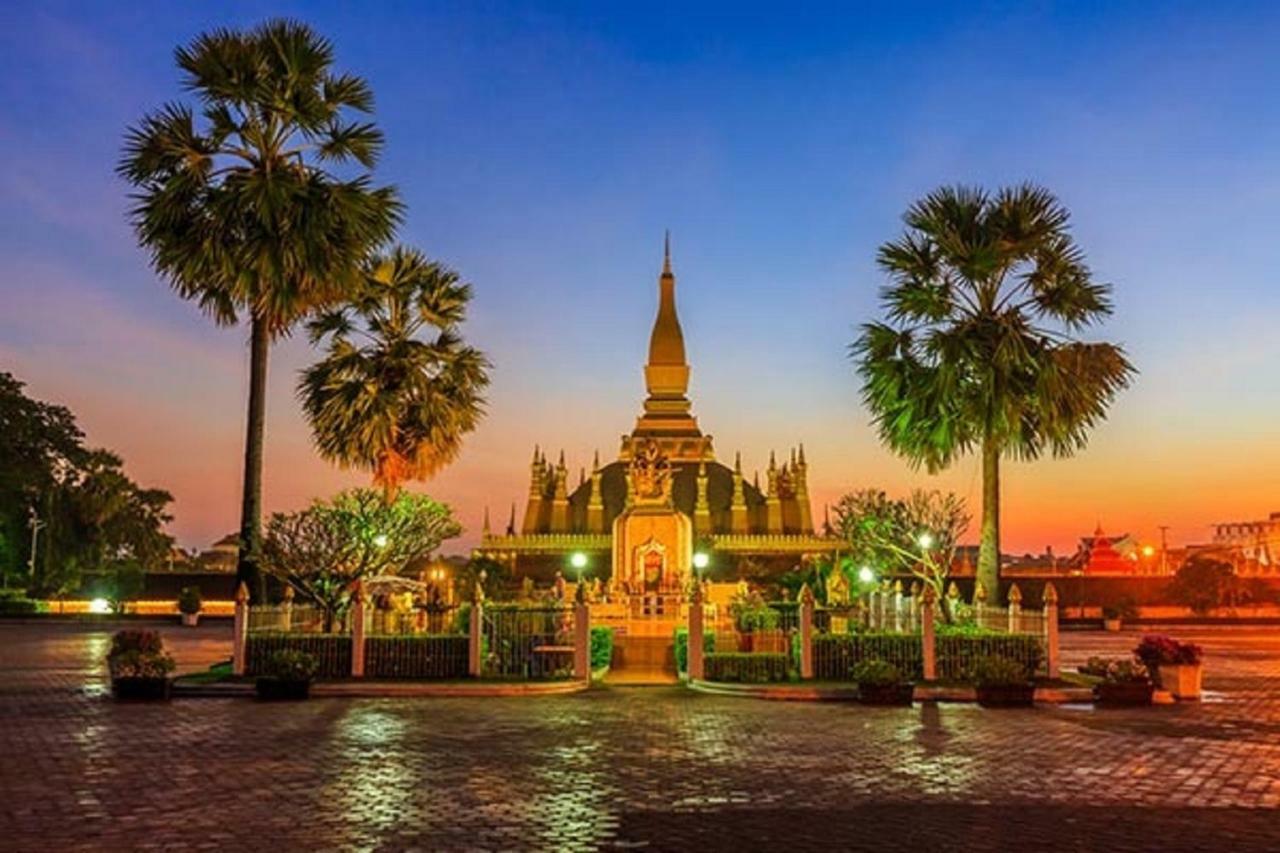 Green Land Hotel Ban Nongdouang Buitenkant foto
