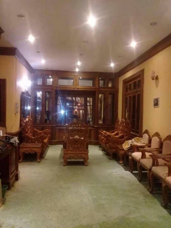 Green Land Hotel Ban Nongdouang Buitenkant foto