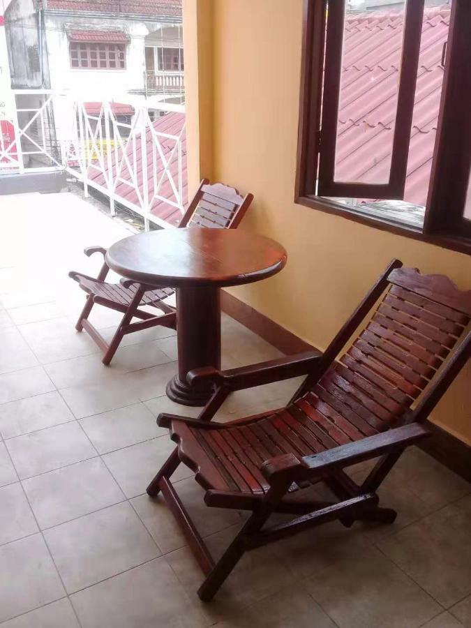 Green Land Hotel Ban Nongdouang Buitenkant foto