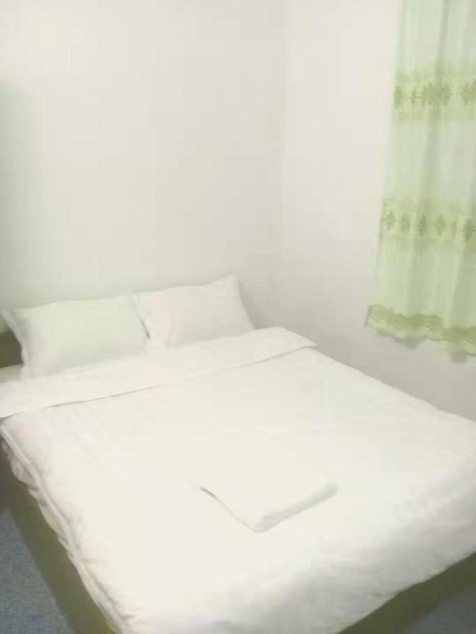 Green Land Hotel Ban Nongdouang Buitenkant foto