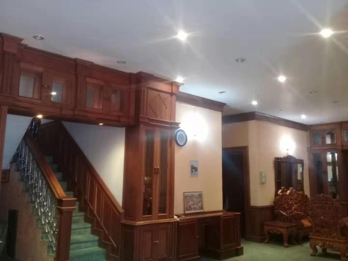 Green Land Hotel Ban Nongdouang Buitenkant foto