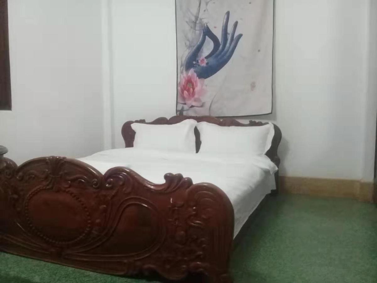 Green Land Hotel Ban Nongdouang Buitenkant foto