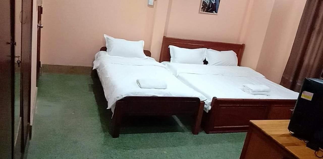 Green Land Hotel Ban Nongdouang Buitenkant foto
